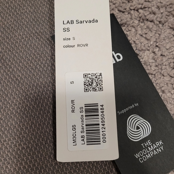 Lululemon LAB Sarvada shirt - Picture 4 of 7